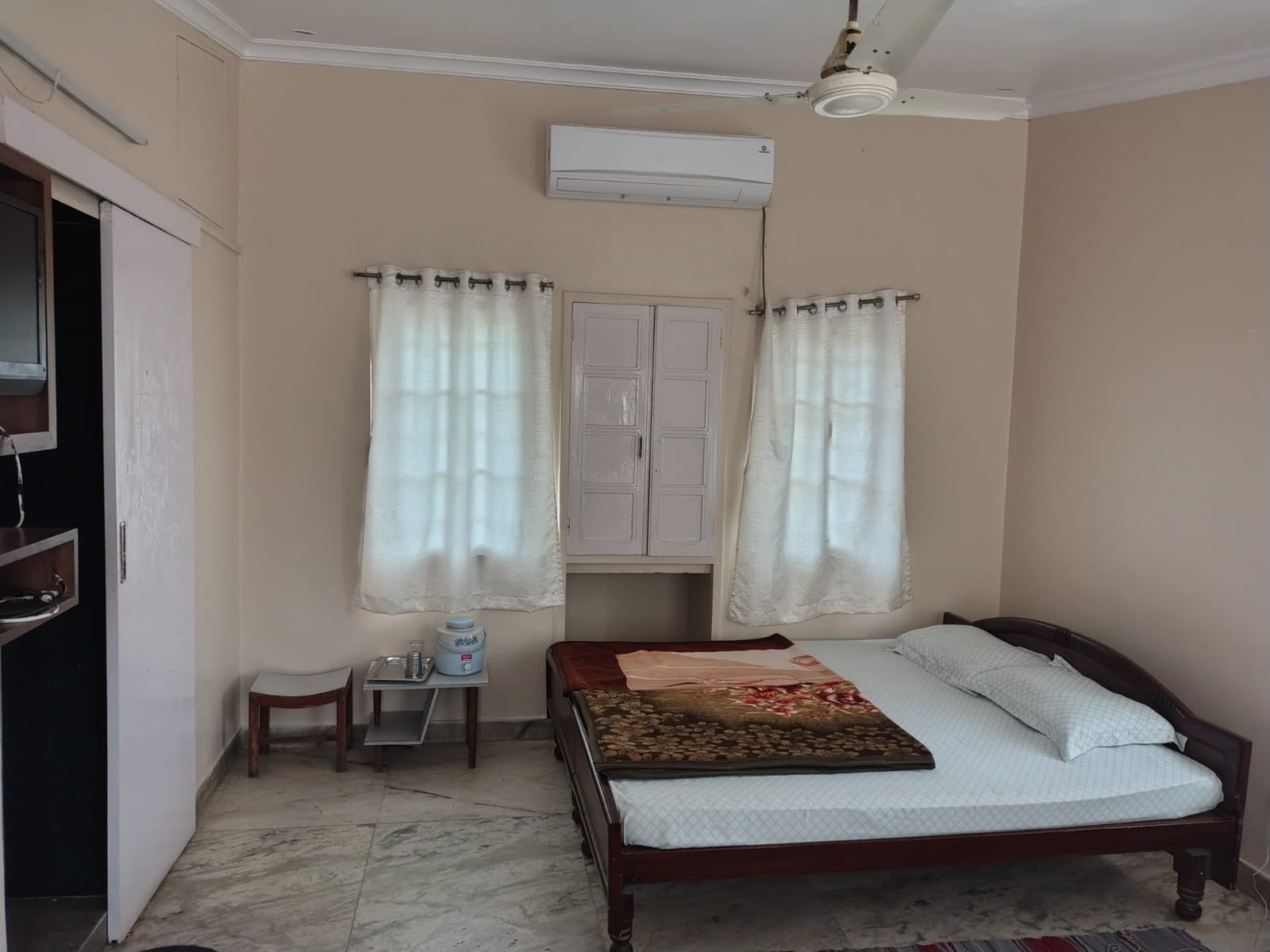 C.P.Merchant Health Resort